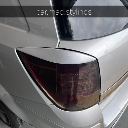 Rear black plastic eyebrows - rear,